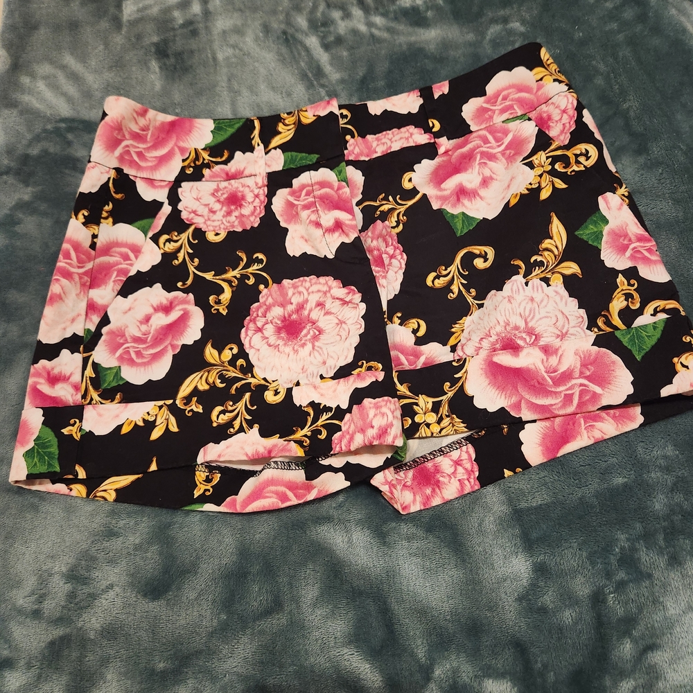 New York & Company Floral Shorts